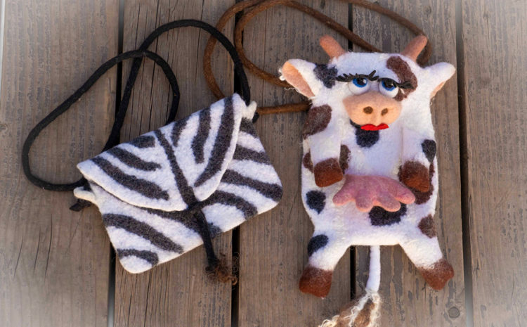 Курс «КОРОВА, ЗЕБРА, БЫЧОК — миниатюрные сумочки в технике валяния»